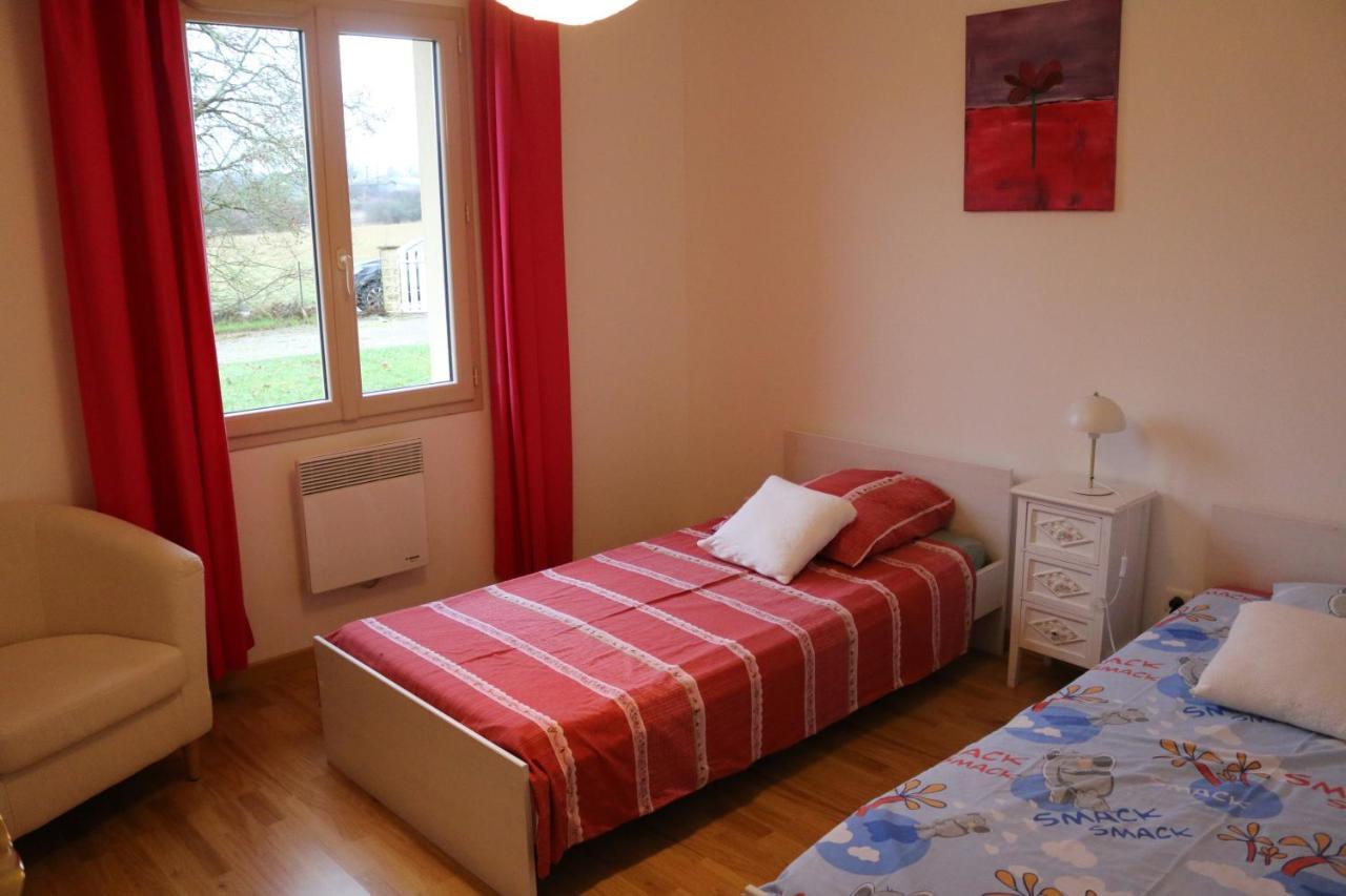 Le Camp De Ferie Villa Monpazier Luaran gambar