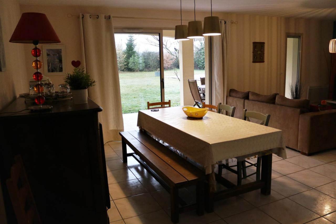 Le Camp De Ferie Villa Monpazier Luaran gambar