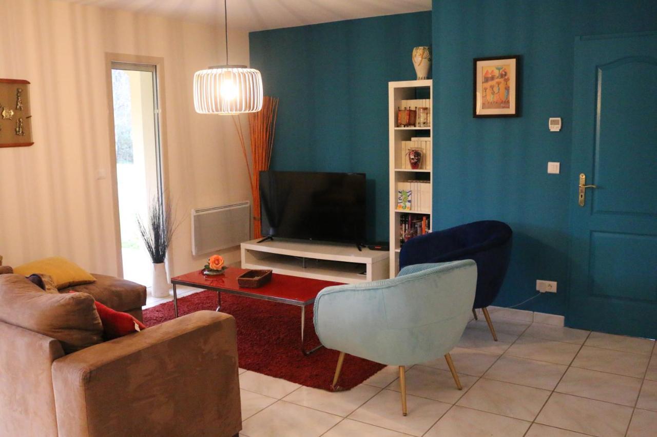 Le Camp De Ferie Villa Monpazier Luaran gambar