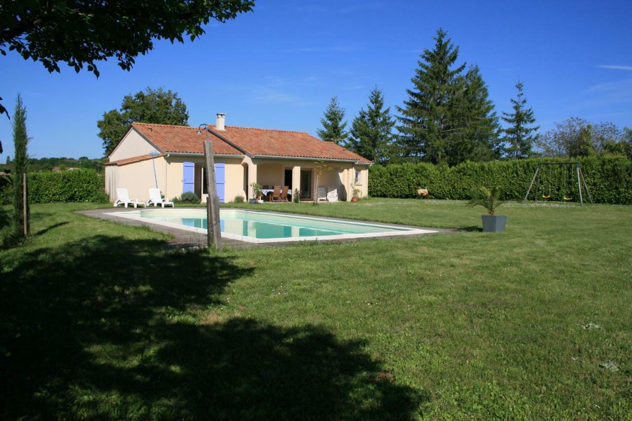Le Camp De Ferie Villa Monpazier Luaran gambar