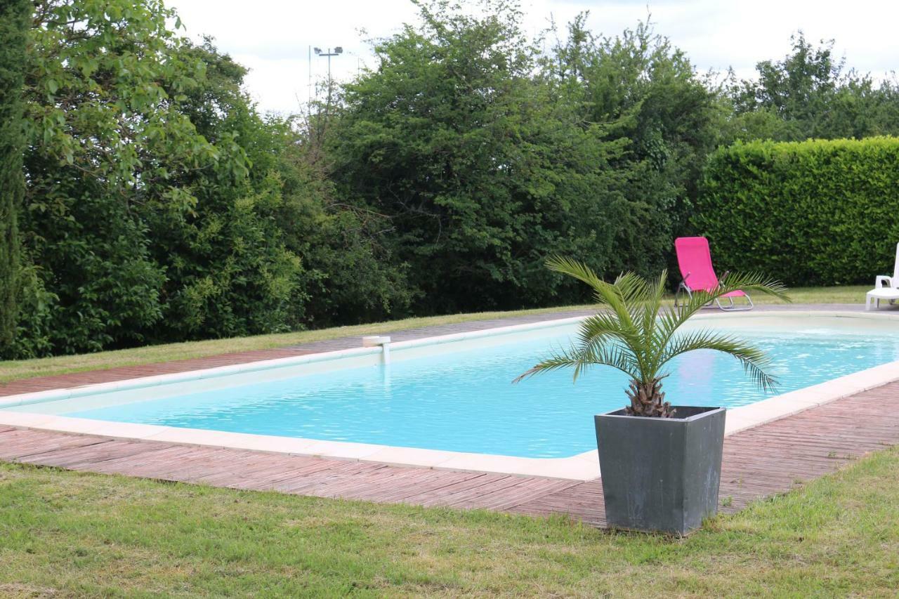 Le Camp De Ferie Villa Monpazier Luaran gambar